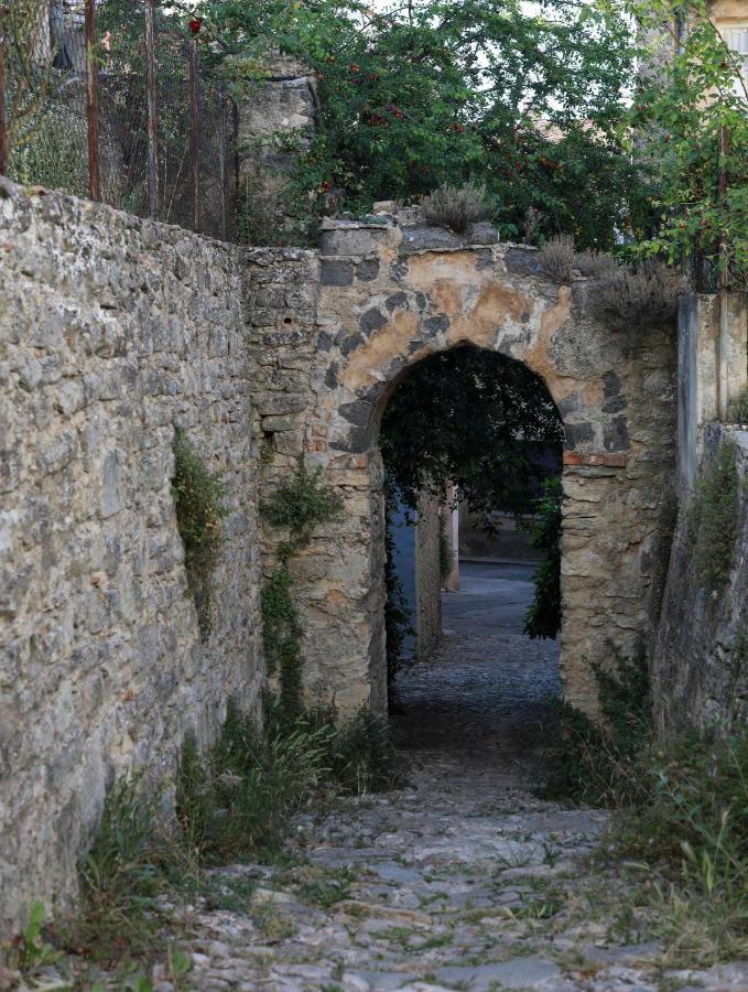 לינה וארוחת בוקר Le 37 Malaucène מראה חיצוני תמונה